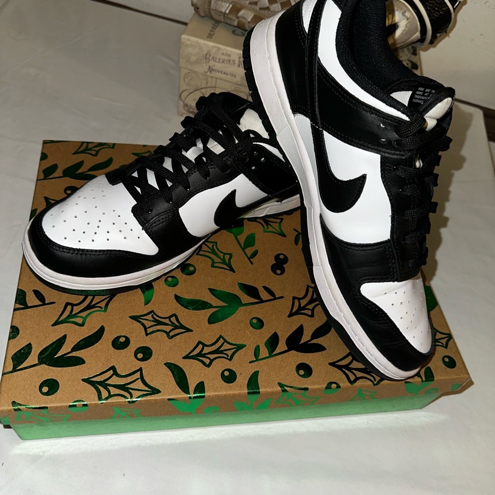Nike Dunks (Panda Dunks)